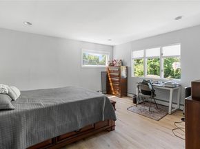 10 Faulkner Lane, Dix Hills NY 11746