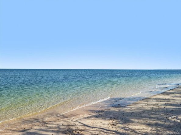 32 Soundview Drive, Northport NY 11768