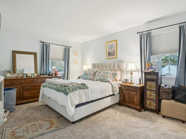 32 Soundview Drive, Northport NY 11768