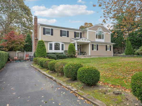 32 Soundview Drive, Northport NY 11768