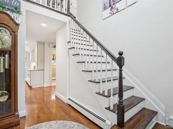 32 Soundview Drive, Northport NY 11768