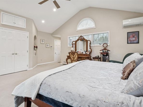 32 Soundview Drive, Northport NY 11768