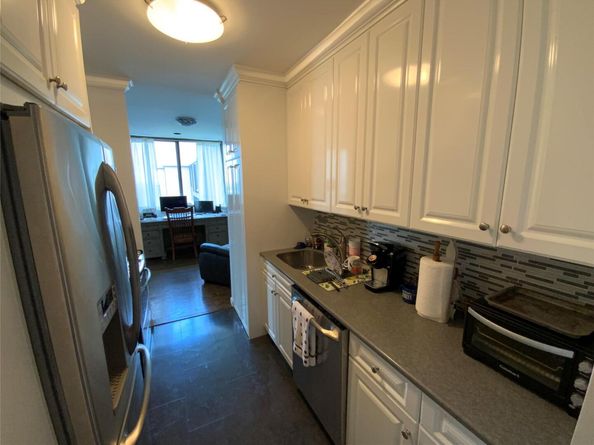 27110 Grand Central Parkway 33A, Floral Park NY 11005