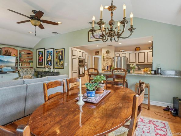 402 N Village Avenue, Rockville Centre NY 11570