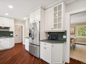 18 Forest Lane, Scarsdale NY 10583