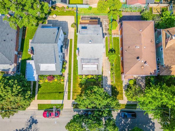 3611 204th Street, Bayside NY 11361