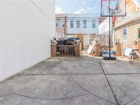 1664 West 8th Street, Brooklyn NY 11223