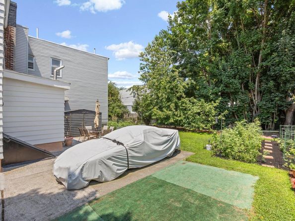 6161 62nd Avenue, Middle Village NY 11379
