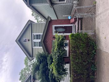 1492 E 45th Street