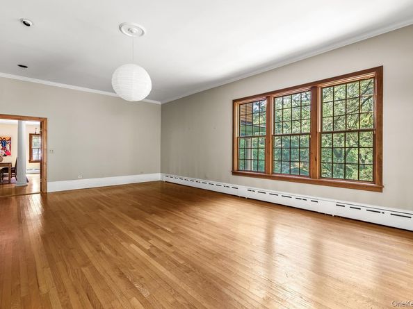 81 Glendale Road, Ossining NY 10562