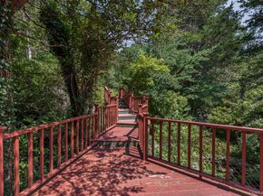 81 Glendale Road, Ossining NY 10562
