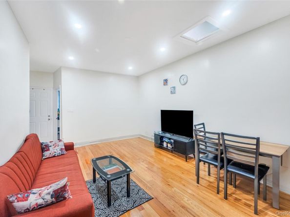 371 Pine Street, Brooklyn NY 11208