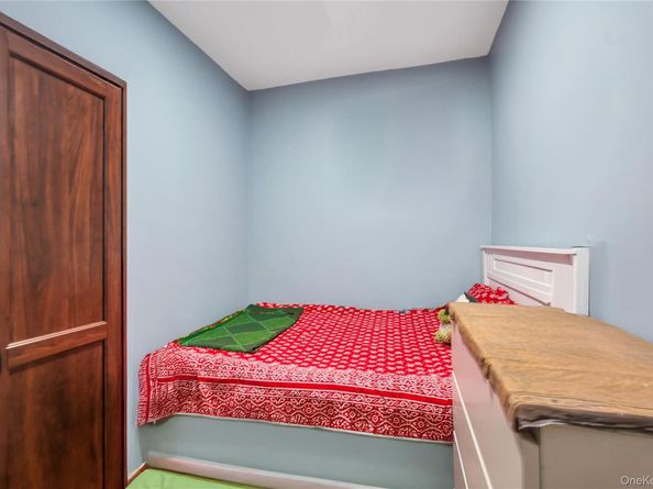 371 Pine Street, Brooklyn NY 11208