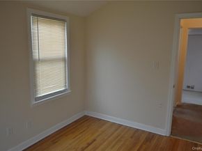 24 Garnet Place, Elmont NY 11003