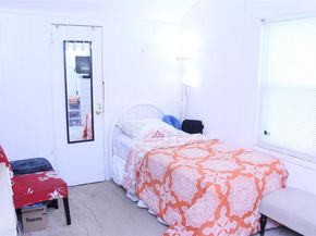 24 Garnet Place, Elmont NY 11003