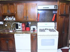 24 Garnet Place, Elmont NY 11003