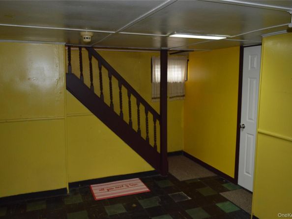 24 Garnet Place, Elmont NY 11003