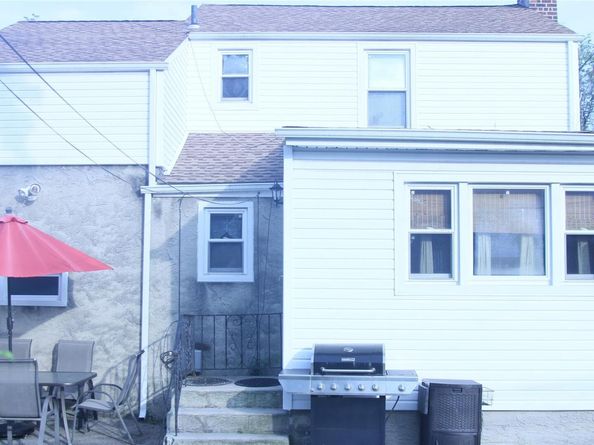24 Garnet Place, Elmont NY 11003