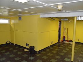 24 Garnet Place, Elmont NY 11003