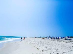 231 Dune Road 919, Westhampton Beach NY 11978