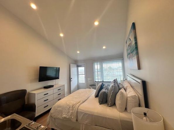 231 Dune Road 919, Westhampton Beach NY 11978