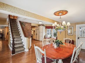 661 Middle Road, Bayport NY 11705