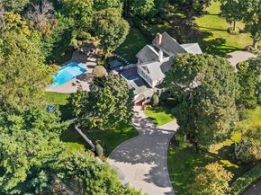 661 Middle Road, Bayport NY 11705