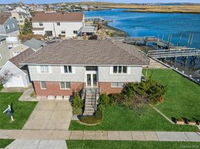 255 Delaware Avenue, Island Park NY 11558
