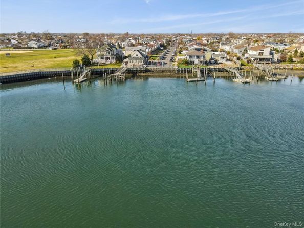 255 Delaware Avenue, Island Park NY 11558