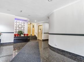 50-21 39th Place 2C, Sunnyside NY 11104