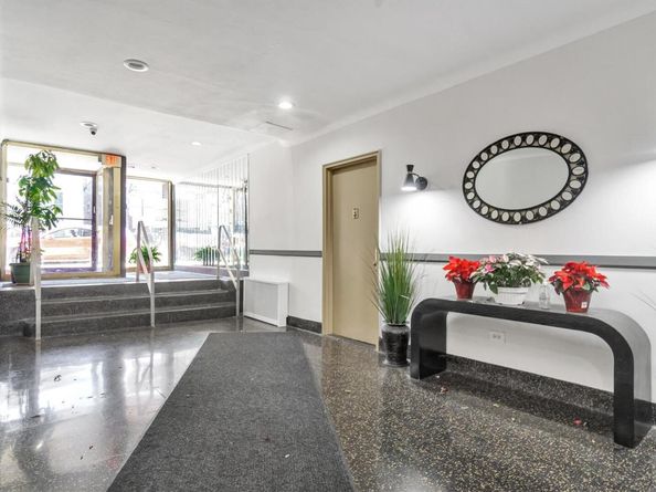 50-21 39th Place 2C, Sunnyside NY 11104