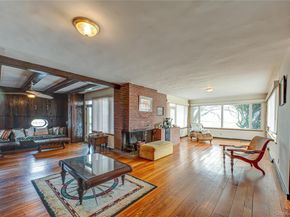 101 West Lane, Bay Shore NY 11706