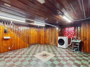148-40 61 Road, Flushing NY 11367