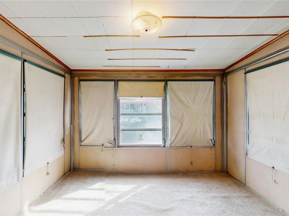148-40 61 Road, Flushing NY 11367
