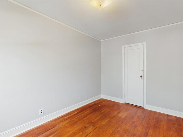 148-40 61 Road, Flushing NY 11367