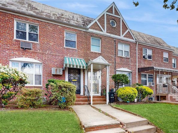 148-40 61 Road, Flushing NY 11367