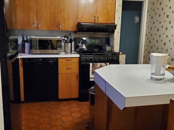 899 Cleveland Street, West Hempstead NY 11552