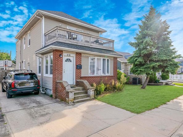 236 W Pine Street, Long Beach NY 11561