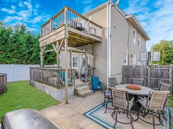 236 W Pine Street, Long Beach NY 11561