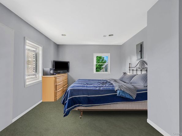 236 W Pine Street, Long Beach NY 11561