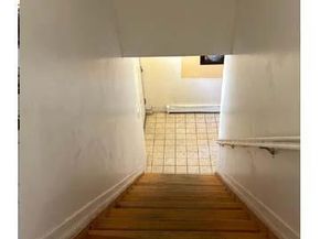 197-21 Carpenter Avenue 3G, Hollis NY 11423