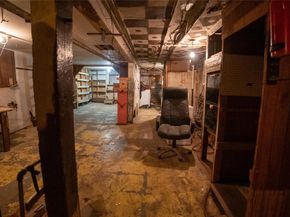 3301 Cruger Avenue, Bronx NY 10467