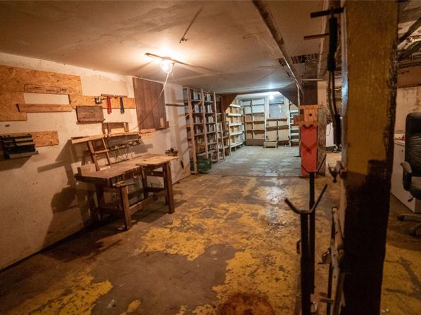 3301 Cruger Avenue, Bronx NY 10467