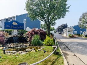 100 Baker Court 64, Island Park NY 11558