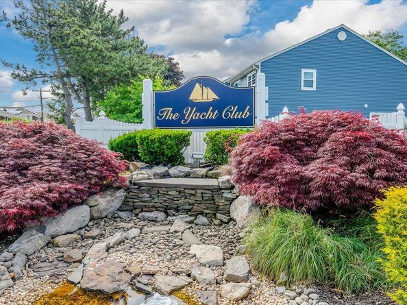 100 Baker Court 64, Island Park NY 11558