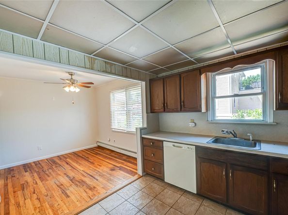 926 9th Street, West Babylon NY 11704