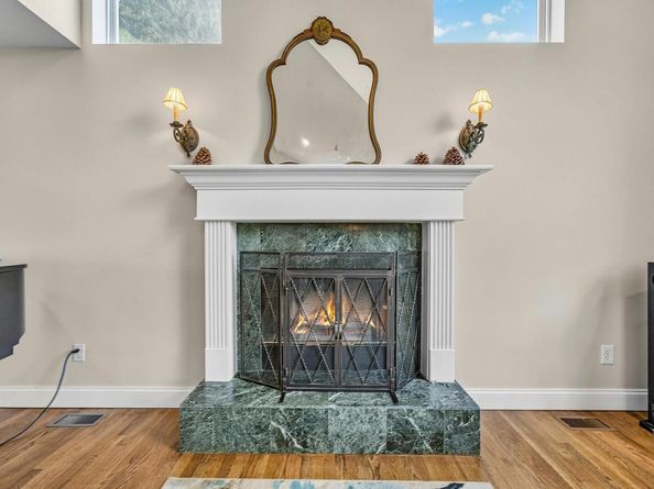 8 Tecumseh Court, Commack NY 11725
