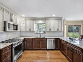 8 Tecumseh Court, Commack NY 11725