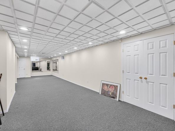 8 Tecumseh Court, Commack NY 11725