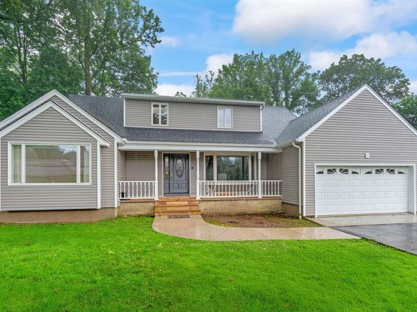 42 Titus Road, Glen Cove NY 11542
